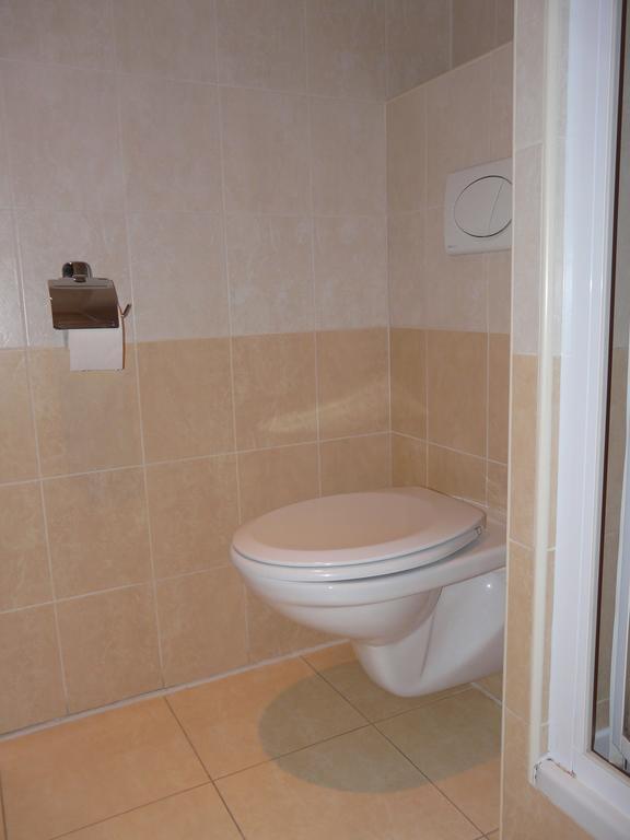 Hotel Ondras Zlin Ruang foto