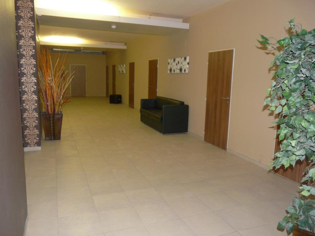 Hotel Ondras Zlin Bagian luar foto