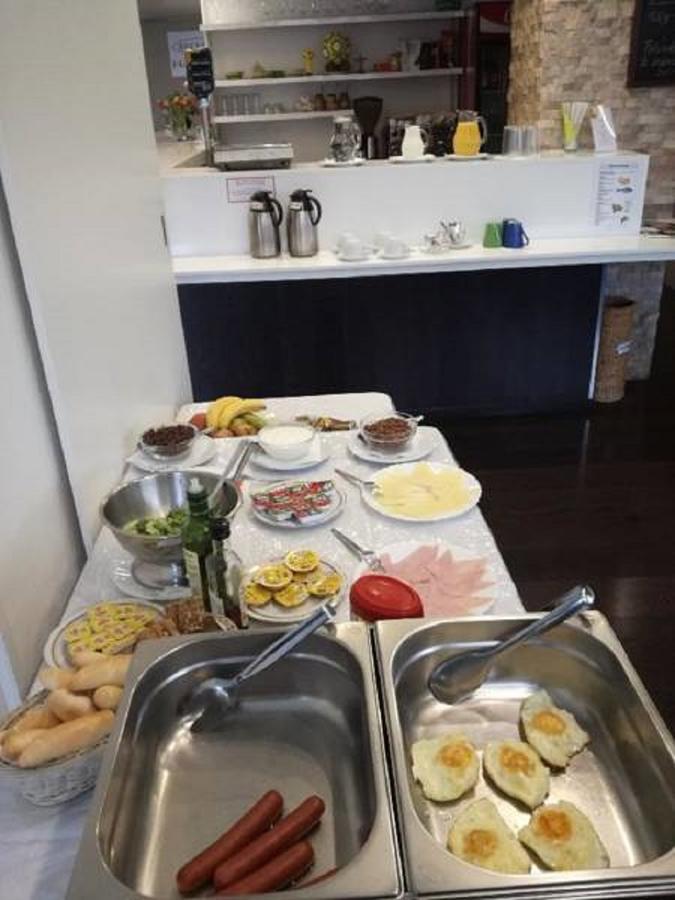 Hotel Ondras Zlin Bagian luar foto
