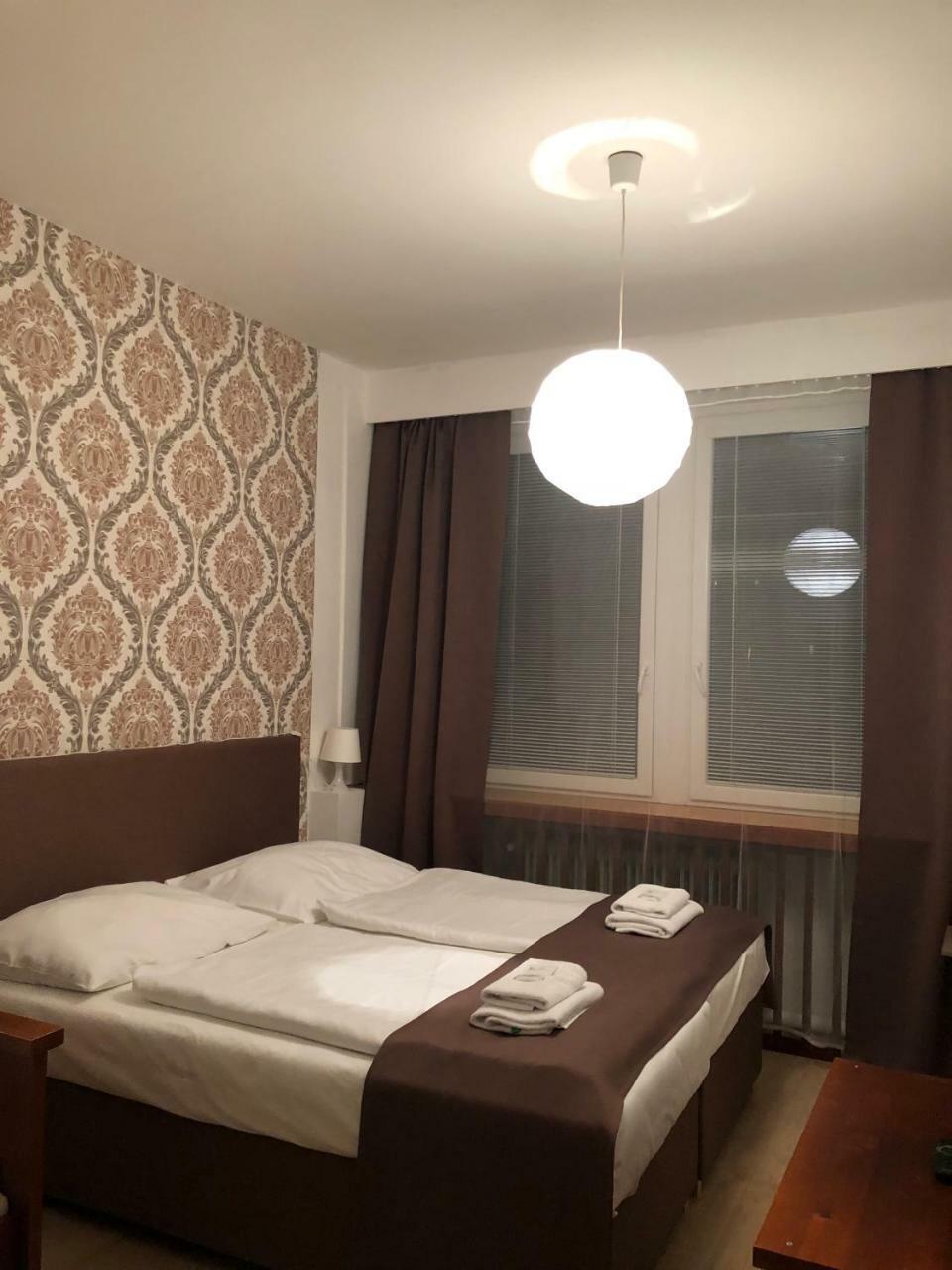 Hotel Ondras Zlin Bagian luar foto